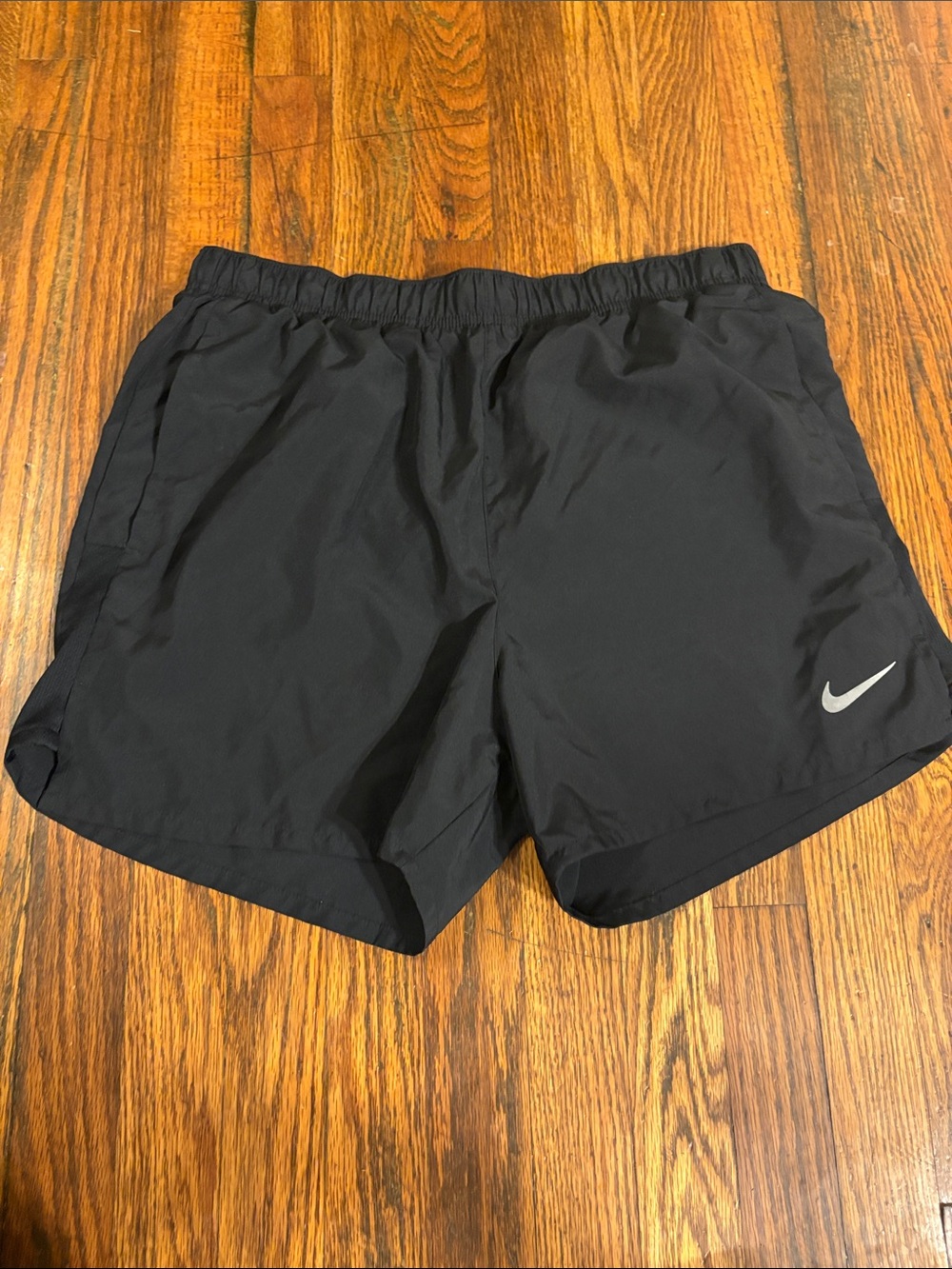 🎉Like New! Nike Black Athletic Shorts with Silver Swoosh